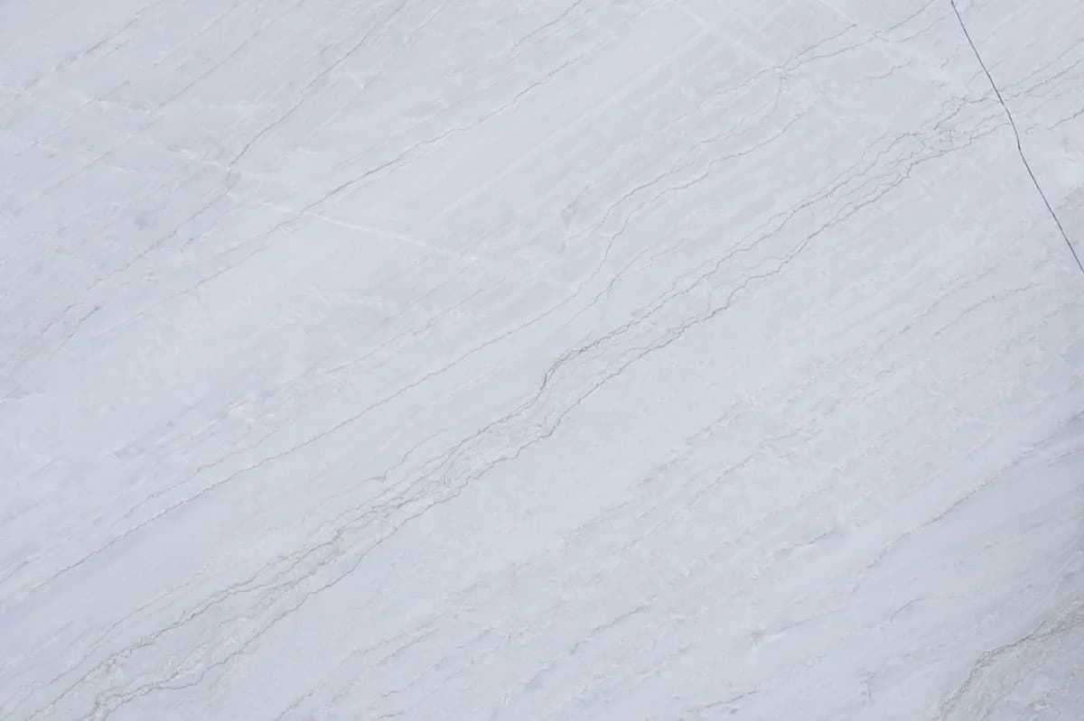 Bianco Superiore, cuarcita natural del catálogo Stonehaus